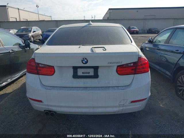 WBA3C1C50FK122563 BMW 328I