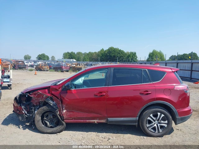 Toyota RAV4 LE 2018 2T3ZFREV3JW437468 Image 15