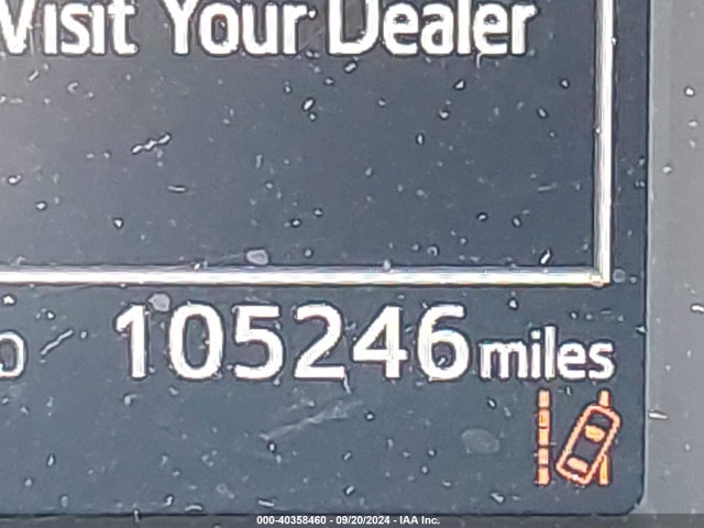 Toyota RAV4 LE 2018 2T3ZFREV3JW437468 Image 16