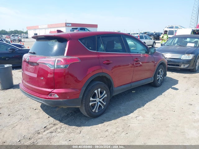 Toyota RAV4 LE 2018 2T3ZFREV3JW437468 Image 4