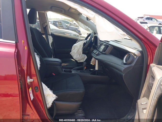 Toyota RAV4 LE 2018 2T3ZFREV3JW437468 Image 5