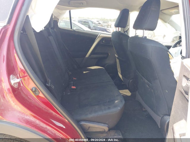 Toyota RAV4 LE 2018 2T3ZFREV3JW437468 Image 8