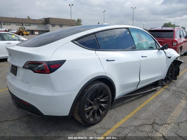 2022 TESLA MODEL Y 7SAYGDEE0NF329786 Photo 3