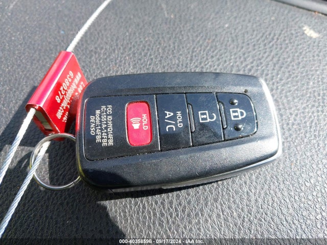 Toyota Prius Prime Advanced 2017 JTDKARFP1H3052133 Image 11