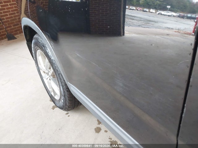 5XYKTCA61EG534890 KIA SORENTO LX