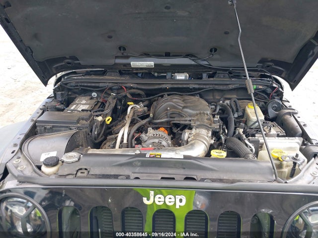 1C4BJWFG6FL512124 Jeep Wrangler Unlimited Rubicon