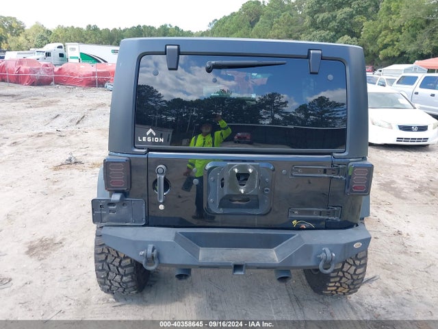 1C4BJWFG6FL512124 Jeep Wrangler Unlimited Rubicon