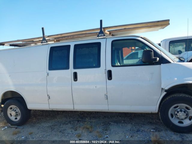 1GCWGBFF9G1267056 Chevrolet Express 2500 Work Van