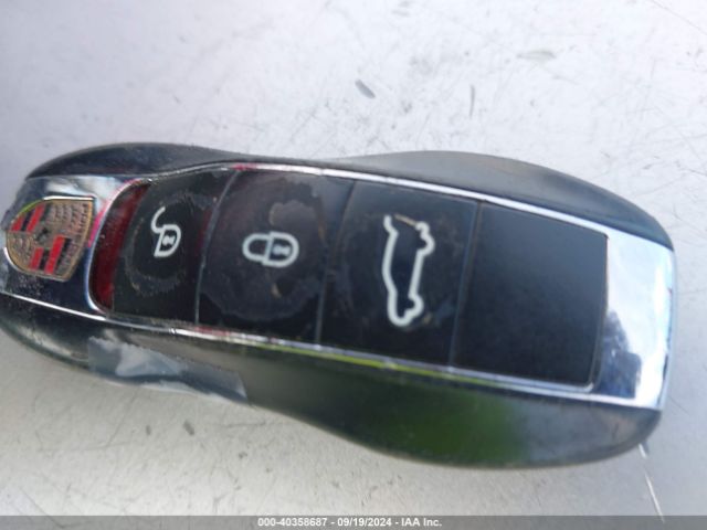 WP1AA2A26GLA00766 Porsche Cayenne