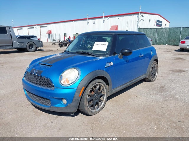 2009 MINI COOPER S WMWMF73529TT99793 Photo 1