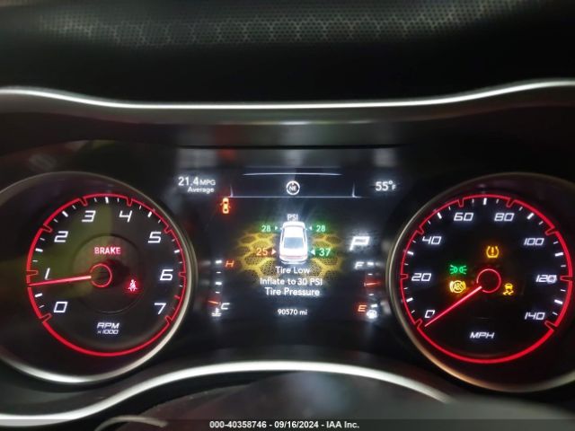 2C3CDXJG6GH233557 Dodge Charger Sxt