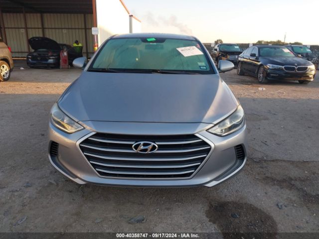 5NPD84LFXHH139973 Hyundai ELANTRA SE