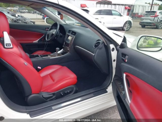 2014 LEXUS IS 250C JTHFF2C22E2531857 Photo 4