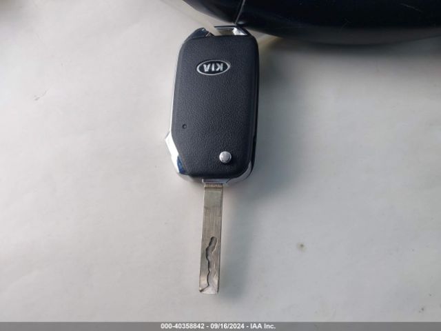 KNDEU2AA1M7129486 KIA SELTOS S