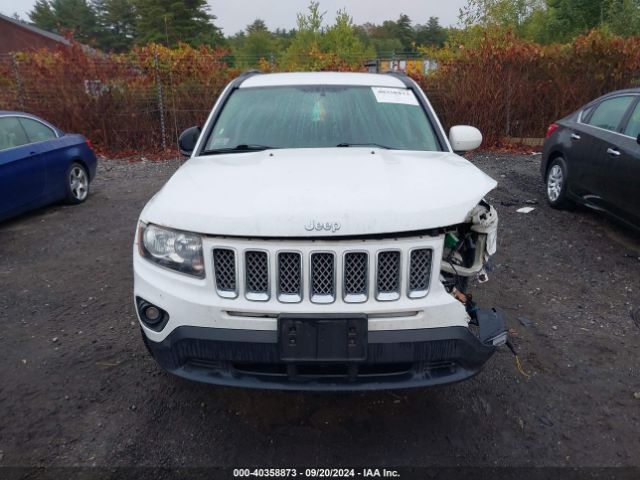 1C4NJDEB0GD541850 Jeep Compass Latitude