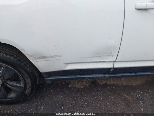 1C4NJDEB0GD541850 Jeep Compass Latitude