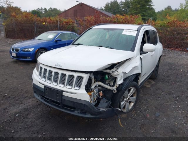 1C4NJDEB0GD541850 Jeep Compass Latitude