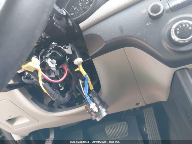 KNDP63ACXM7871086 KIA SPORTAGE S