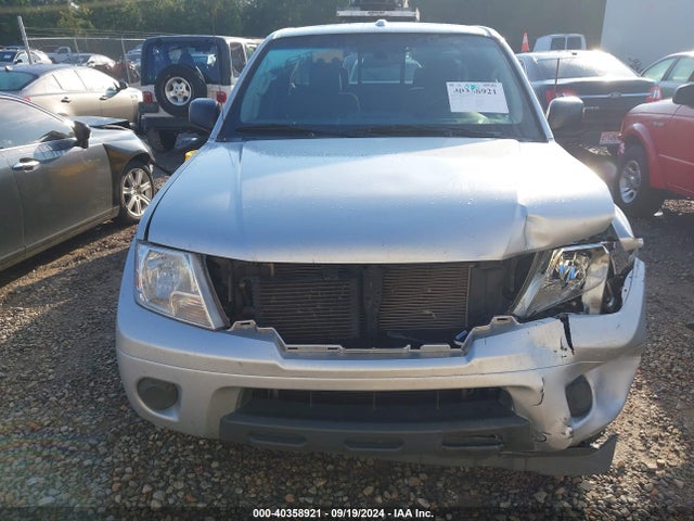 Nissan Frontier Sv 2017 1N6DD0CU1HN734033 Image 13