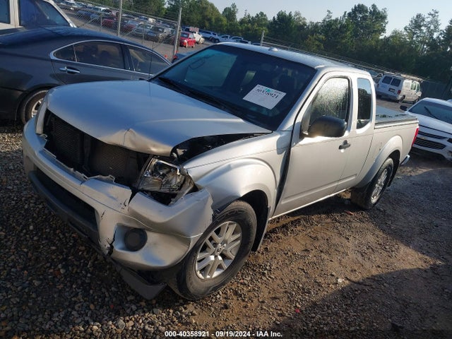 Nissan Frontier Sv 2017 1N6DD0CU1HN734033 Image 2