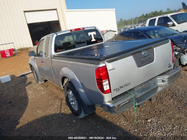 Nissan Frontier Sv 2017 1N6DD0CU1HN734033 Image 3