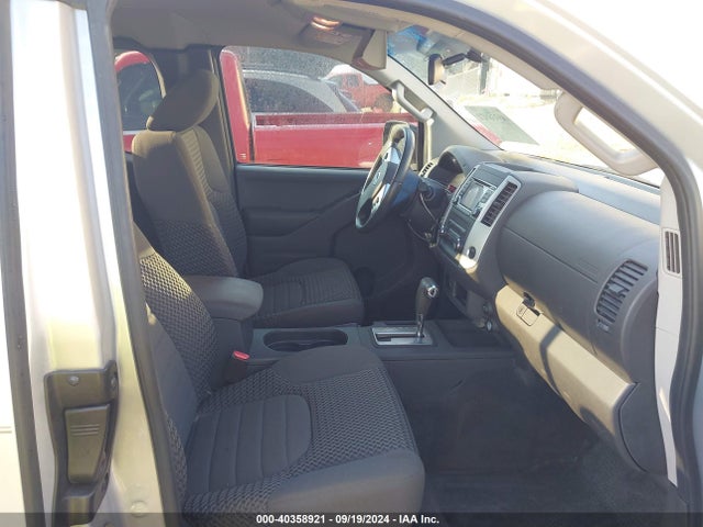 Nissan Frontier Sv 2017 1N6DD0CU1HN734033 Image 5