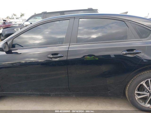 KIA Forte Lxs 2024 3KPF24AD0RE753934 Image 15