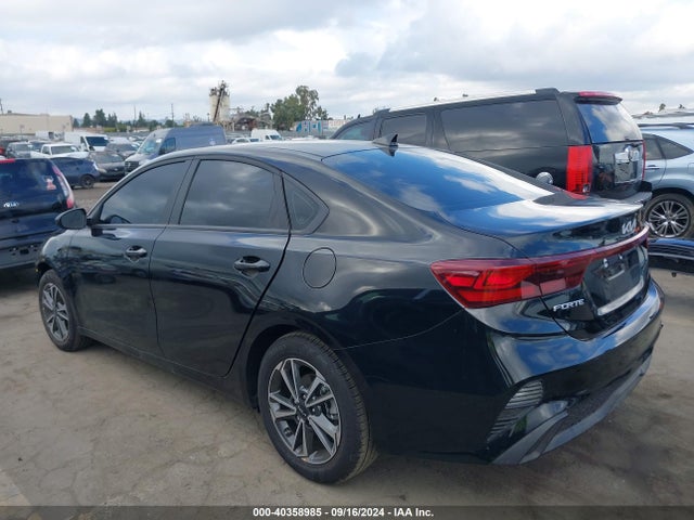 KIA Forte Lxs 2024 3KPF24AD0RE753934 Image 3