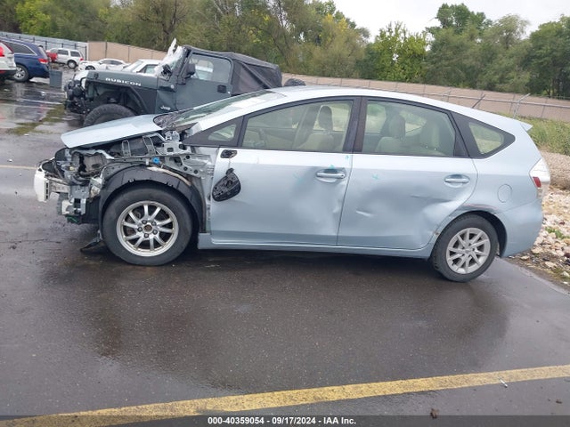 Toyota Prius V Two 2014 JTDZN3EU7E3337048 Image 14