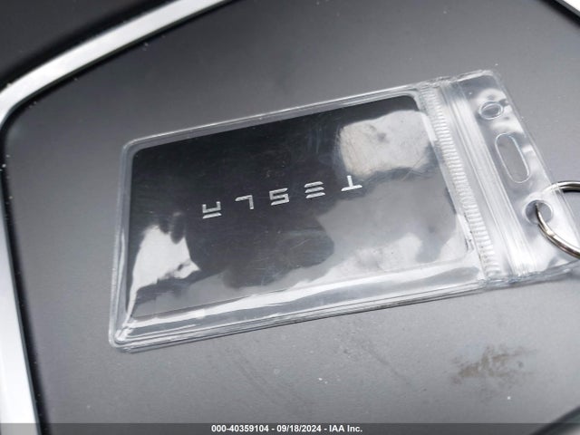 2024 TESLA MODEL Y 7SAYGDED8RA301132 Photo 10