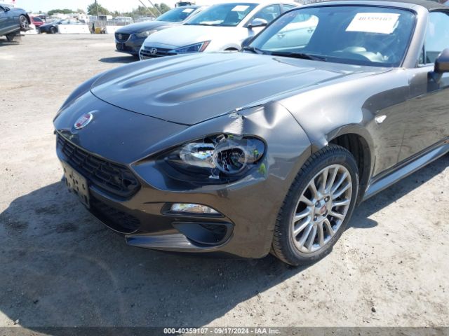 JC1NFAEKXJ0136672 Fiat 124 Spider Classica