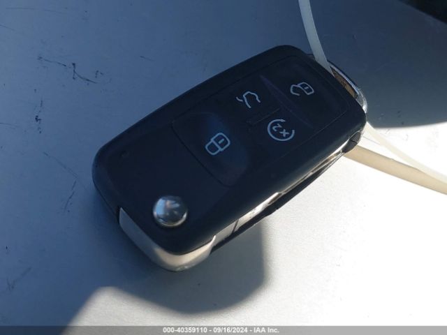 1VWSA7A3XLC019940 Volkswagen Passat 2.0t Se