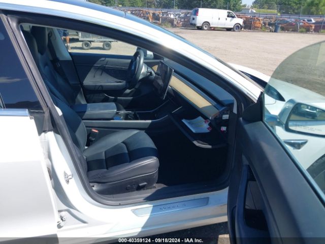 5YJ3E1EA8LF707195 Tesla Model 3 Standard Range Plus Rear-wheel Drive/standard Range Rear-wheel Drive