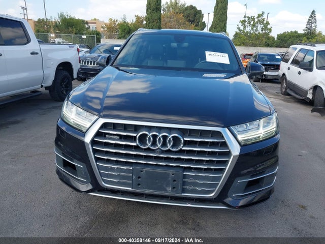 WA1LAAF79HD027734 Audi Q7 3.0t Premium