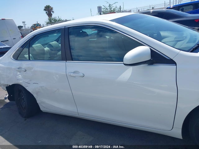 Toyota CAMRY LE 2015 4T4BF1FK9FR491452 Image 14