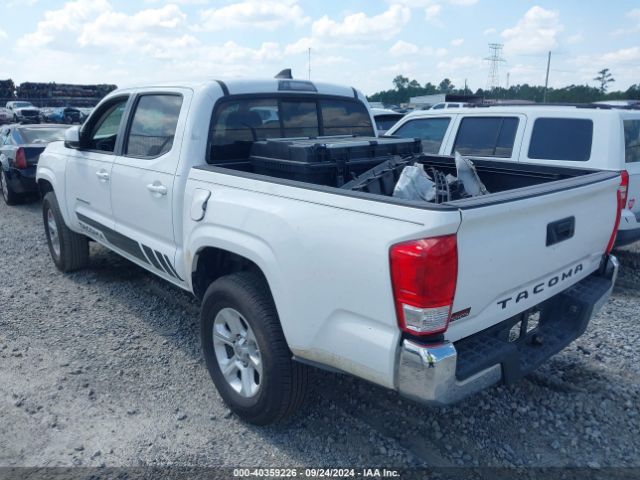 5TFAX5GN0HX074939 Toyota Tacoma Sr5