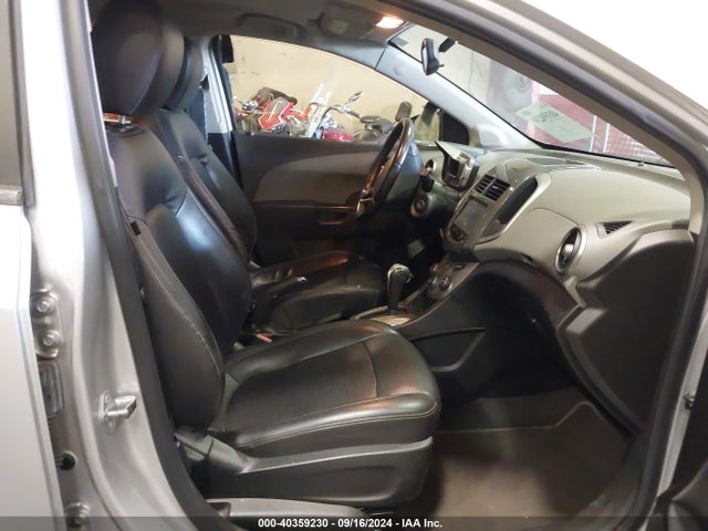 Chevrolet Sonic Ltz Auto 2015 1G1JE6SB6F4199038 Image 5