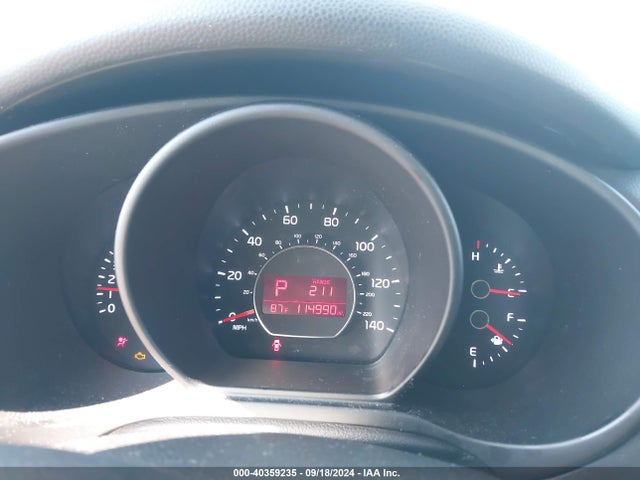 KIA Soul 2016 KNDJN2A21G7851985 Image 7