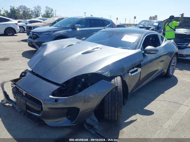 SAJDD1GX0KCK62411 Jaguar F-type P300
