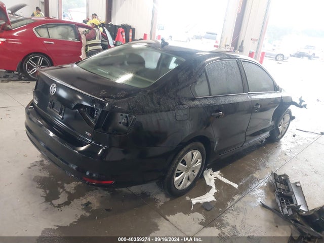 3VW267AJ3GM234595 Volkswagen Jetta 1.4t S