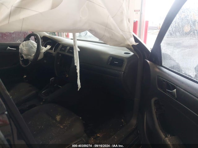 3VW267AJ3GM234595 Volkswagen Jetta 1.4t S