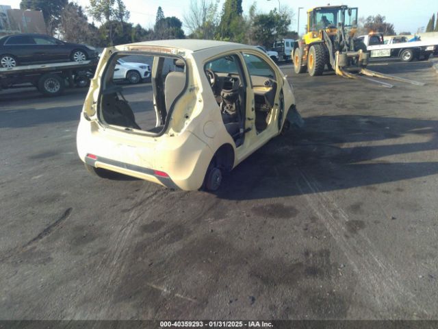 KL8CD6S99EC425991 Chevrolet Spark 1lt Auto