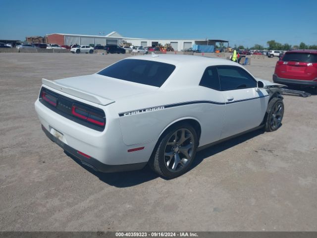 2C3CDZAG8GH232356 Dodge Challenger Sxt Plus