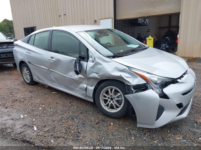 JTDKARFU3H3542370 Toyota Prius Three