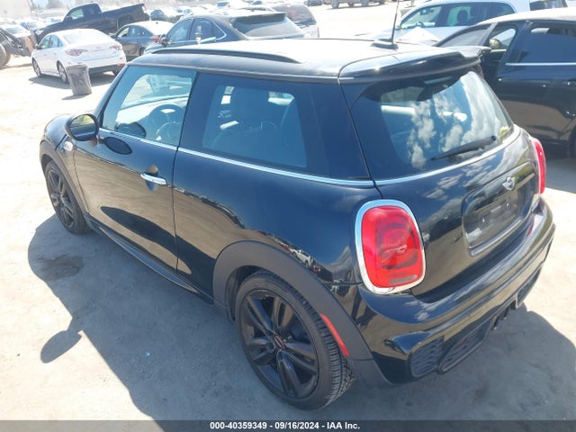 2015 MINI HARDTOP WMWXP7C53F2A38006 Photo 2