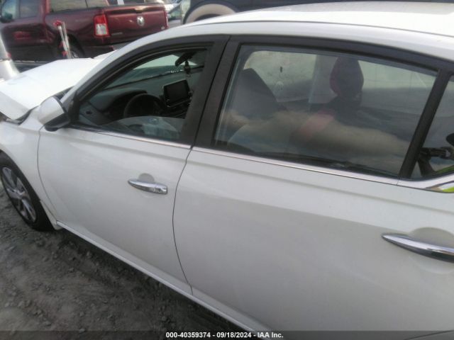1N4BL4BVXLN311691 Nissan Altima S Fwd