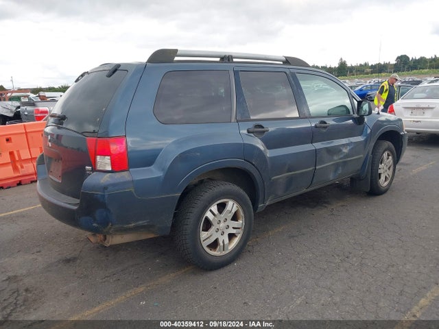 2004 MITSUBISHI ENDEAVOR 4A4MN21SX4E054406 Photo 3