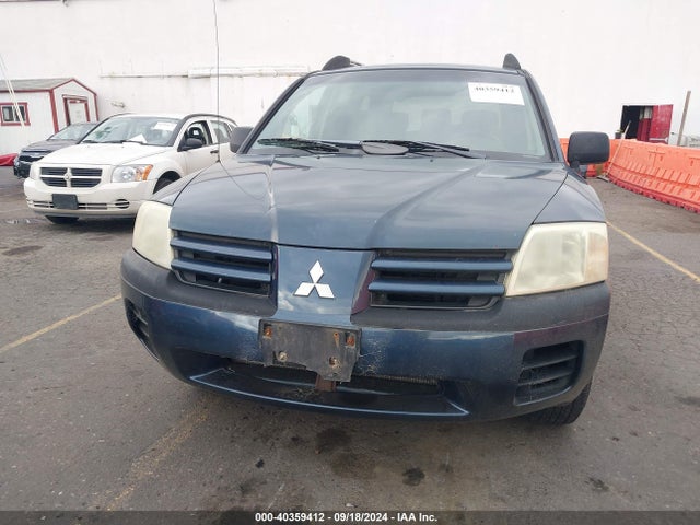 2004 MITSUBISHI ENDEAVOR 4A4MN21SX4E054406 Photo 5