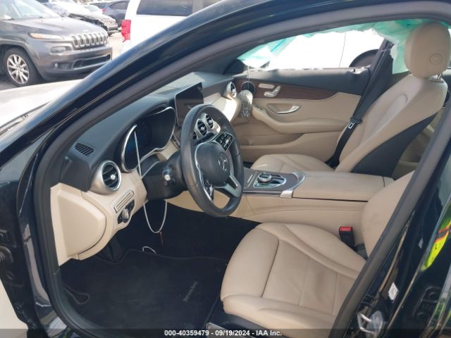 WDDWF8DB1KR515614 Mercedes-Benz C 300