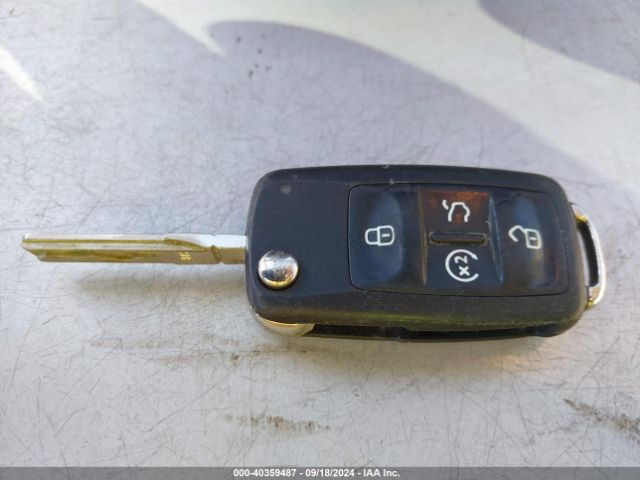 1VWCT7A3XHC019636 Volkswagen Passat 1.8t Sel Premium
